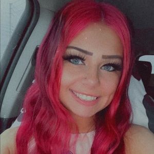 Meet your Posher, Kaitlyn